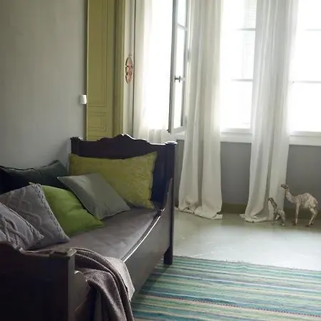 Couette-café Demeure De Roquelongue 3*